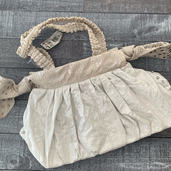 Buckle Rhinestone Purse - Picture 9 of 12